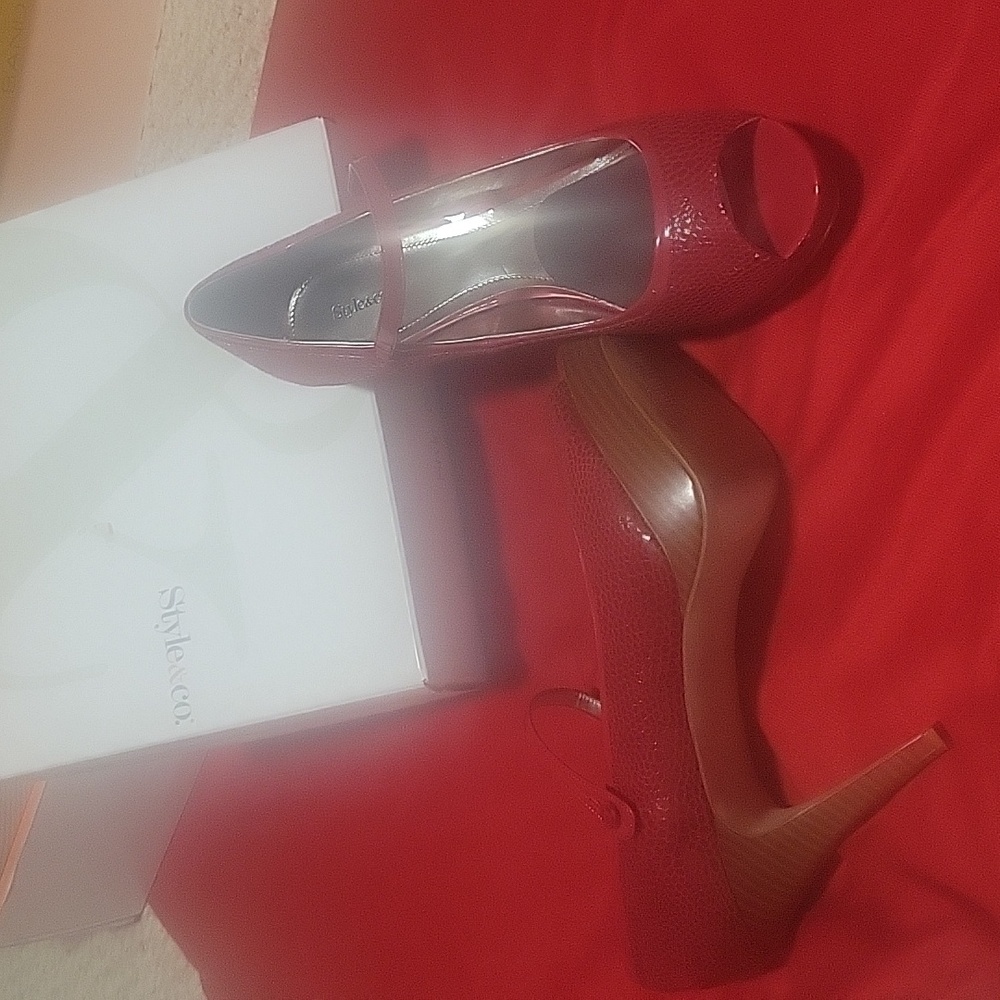 Style & co Shoes - Picture 2 of 5